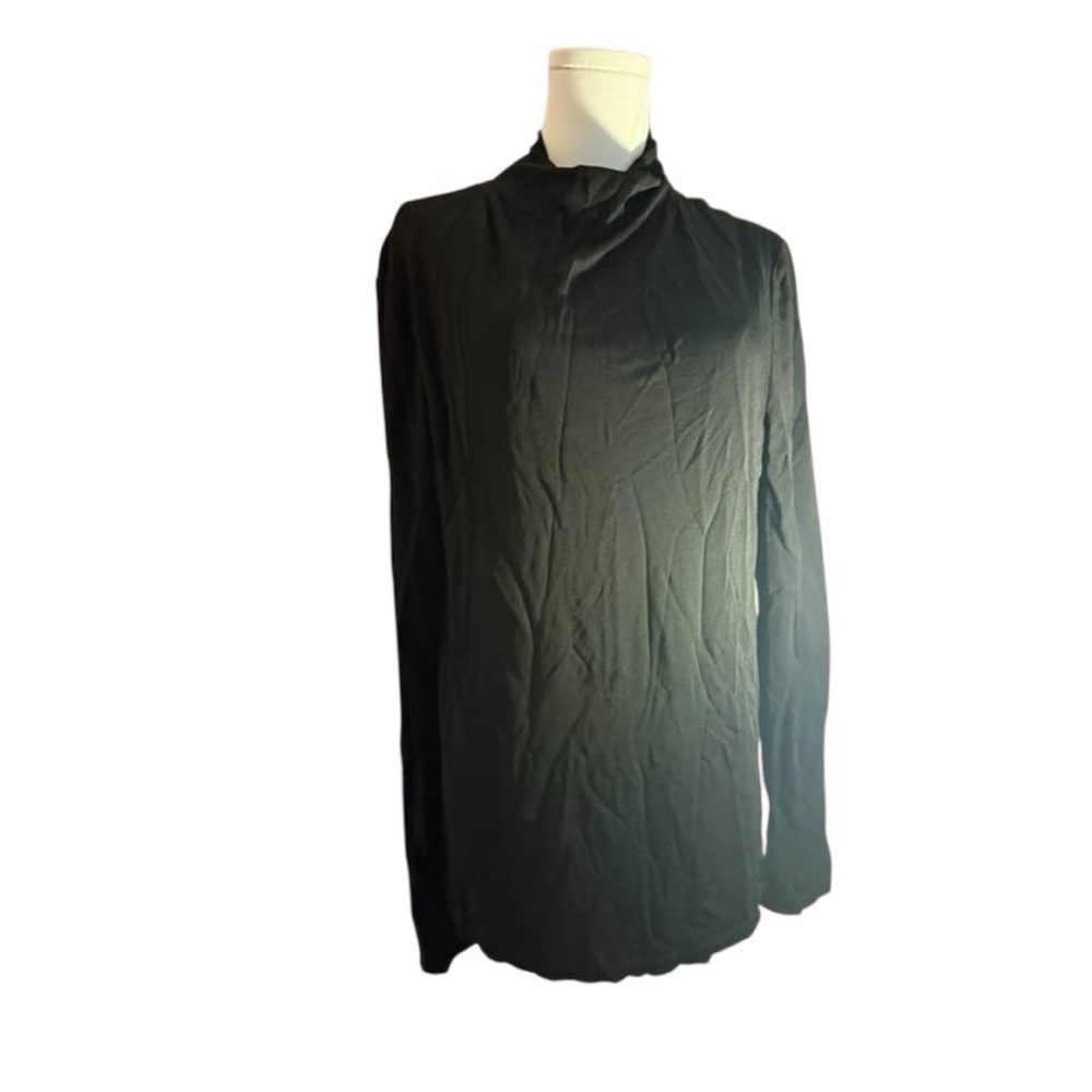MM Lafleur Classic Black Top Size Large